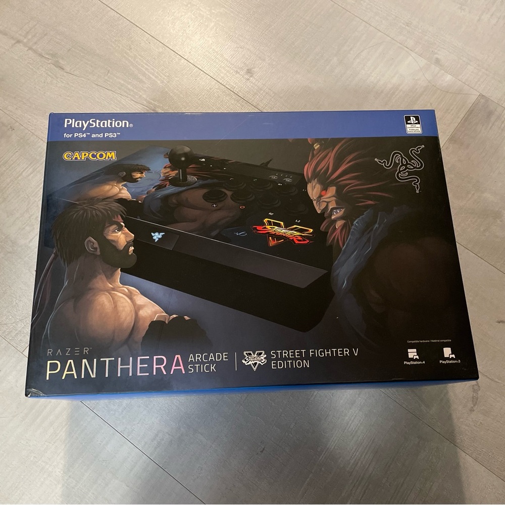 RARE Razer Panthera Arcade Stick - Street Fighter V Edition - Black GUC